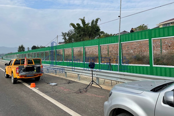 聲屏障抗風(fēng)揭試驗(yàn)