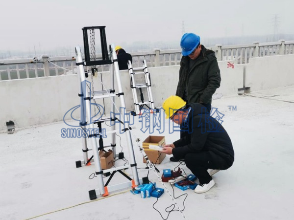 橋梁護欄檢測現場