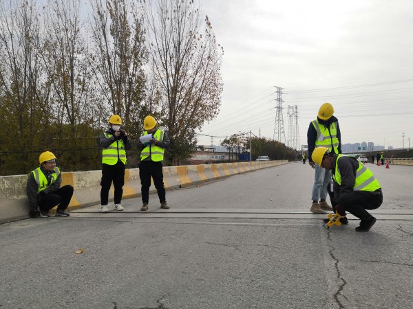 伸縮縫檢測(cè)