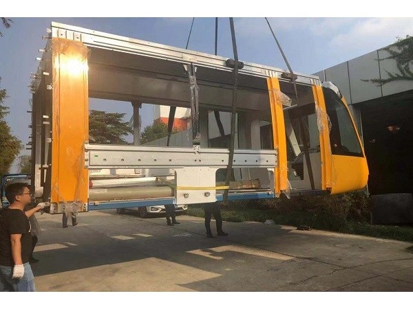 項(xiàng)目名稱：上海致壯船務(wù)工程有限公司軌電車(chē)頭搬運(yùn)-屹星設(shè)備搬運(yùn)